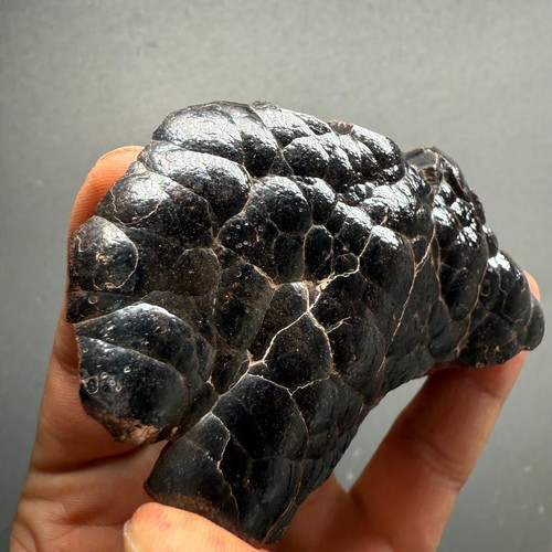 Botryoidal Hematite Specimen 312g from Morocco – Natural Iron Rose Formation - Picture 2 of 9