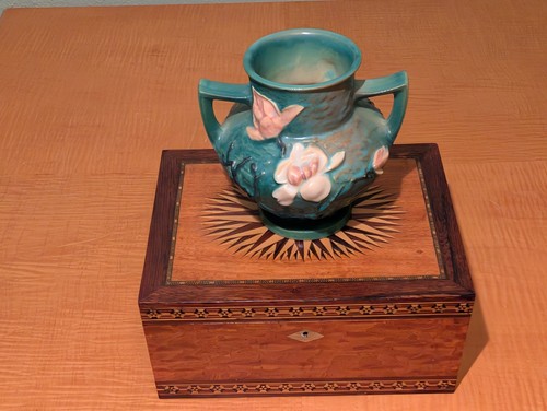 Vintage Roseville Magnolia Pottery Double Handle Floral Vase 180-6” Green Floral - Picture 2 of 11