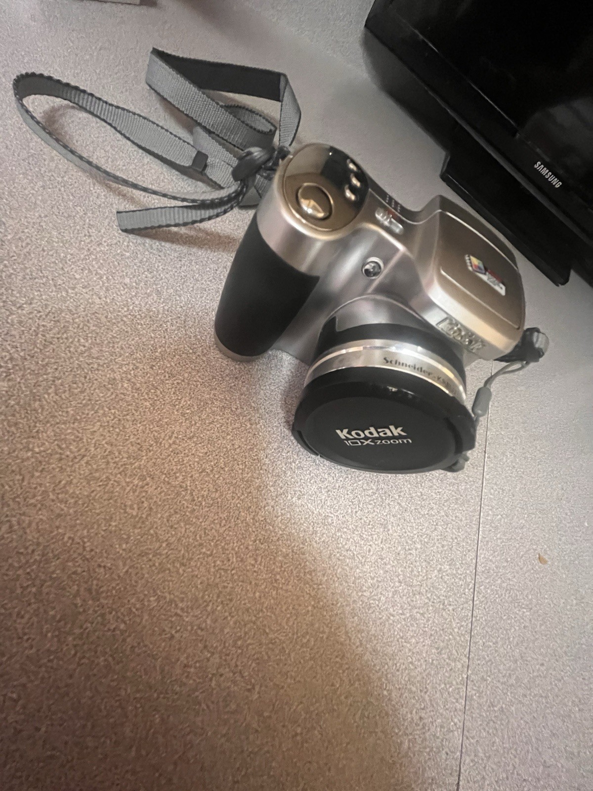Picture 1 of 4