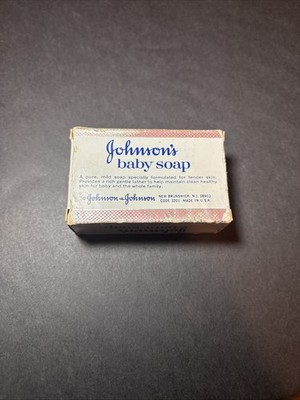 Vintage Johnson's Baby Soap Bar  New In Box And Wrapper NOS