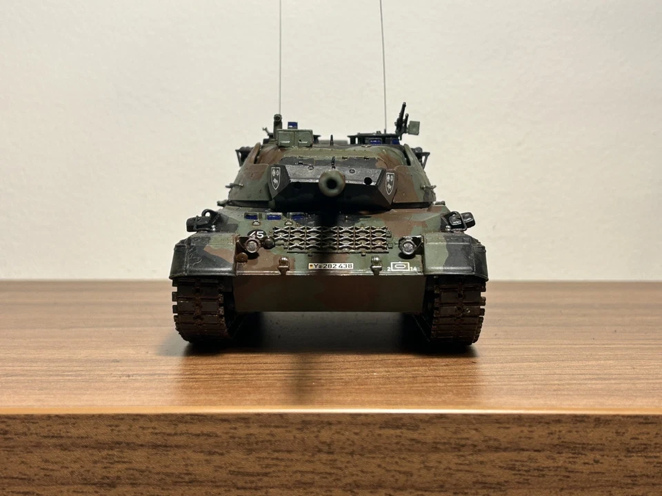 Leopardo modelo escala 1A5 1/35 Foto 2 de 4