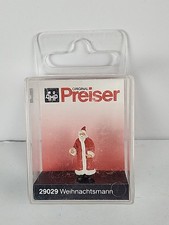 Preiser 29029 1/87  HO Scale Santa Claus Figu...