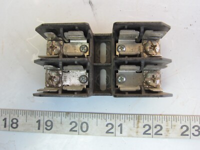 Marathon 66M30A2SPQ 2P 30A 600V Fuse Block, Used
