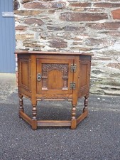 Old Charm oak canted cupboard