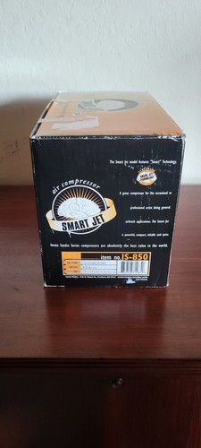 Iwata Studio Series IS-850 Smart Jet Air Compressor - Picture 4 of 8