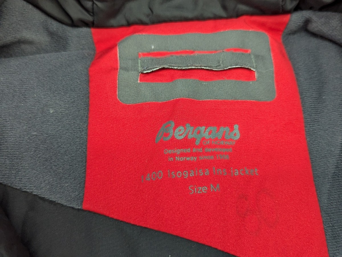 Bergans of Norway ISOGAISA Womens Jacket M Dermizax RECCO Bergans of Norway ISOGAISA Womens Jacket M Dermizax RECCO
