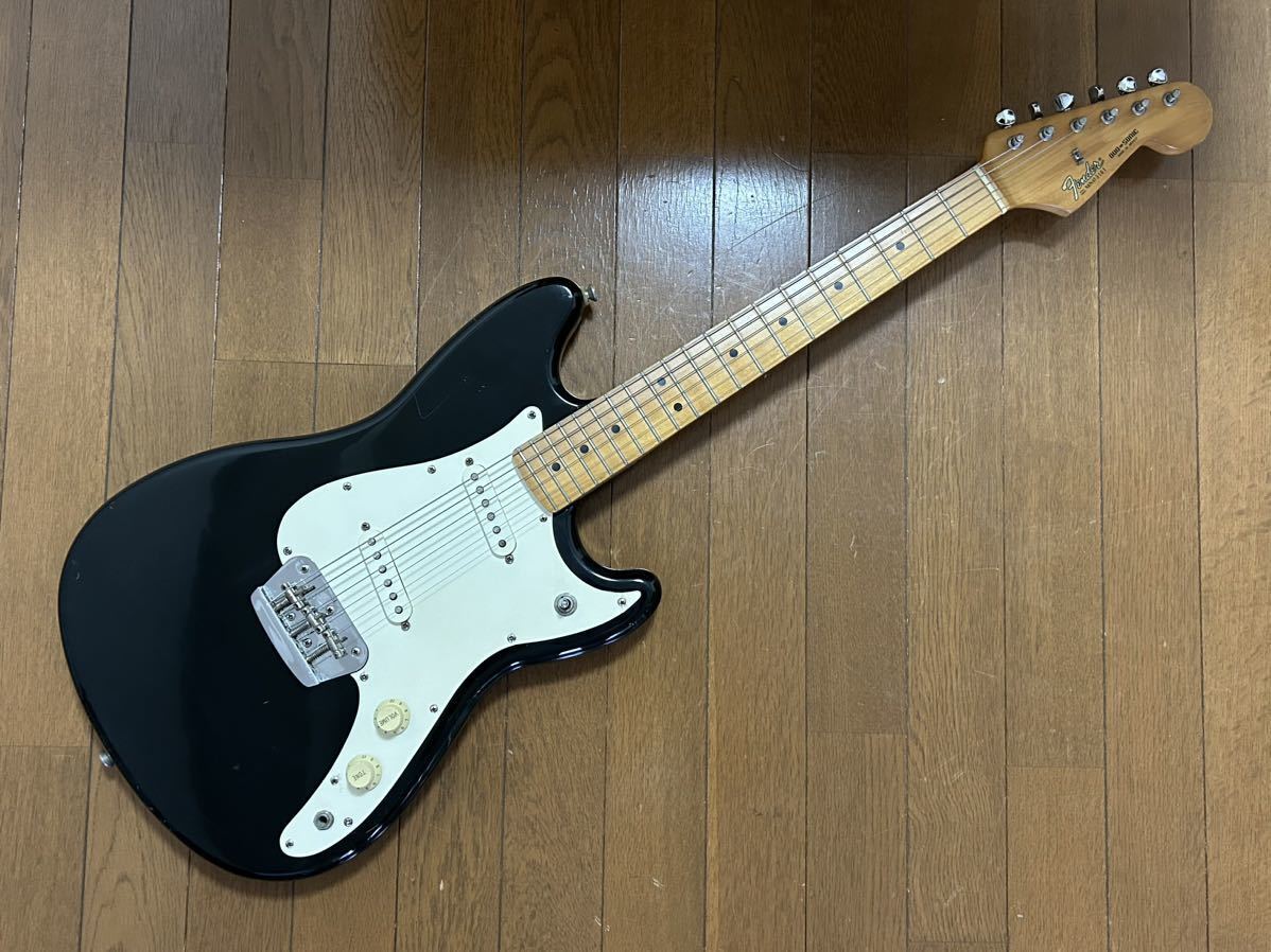 Electric Guitar Fender Duo-Sonic Reissue 1995 Made in Mexico Electric Guitar Fender Duo-Sonic Reissue 1995 Made in Mexico