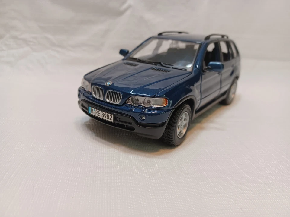 Maisto Edición Especial BMW X5 Azul Die Cast 1:24 Foto 2 de 4