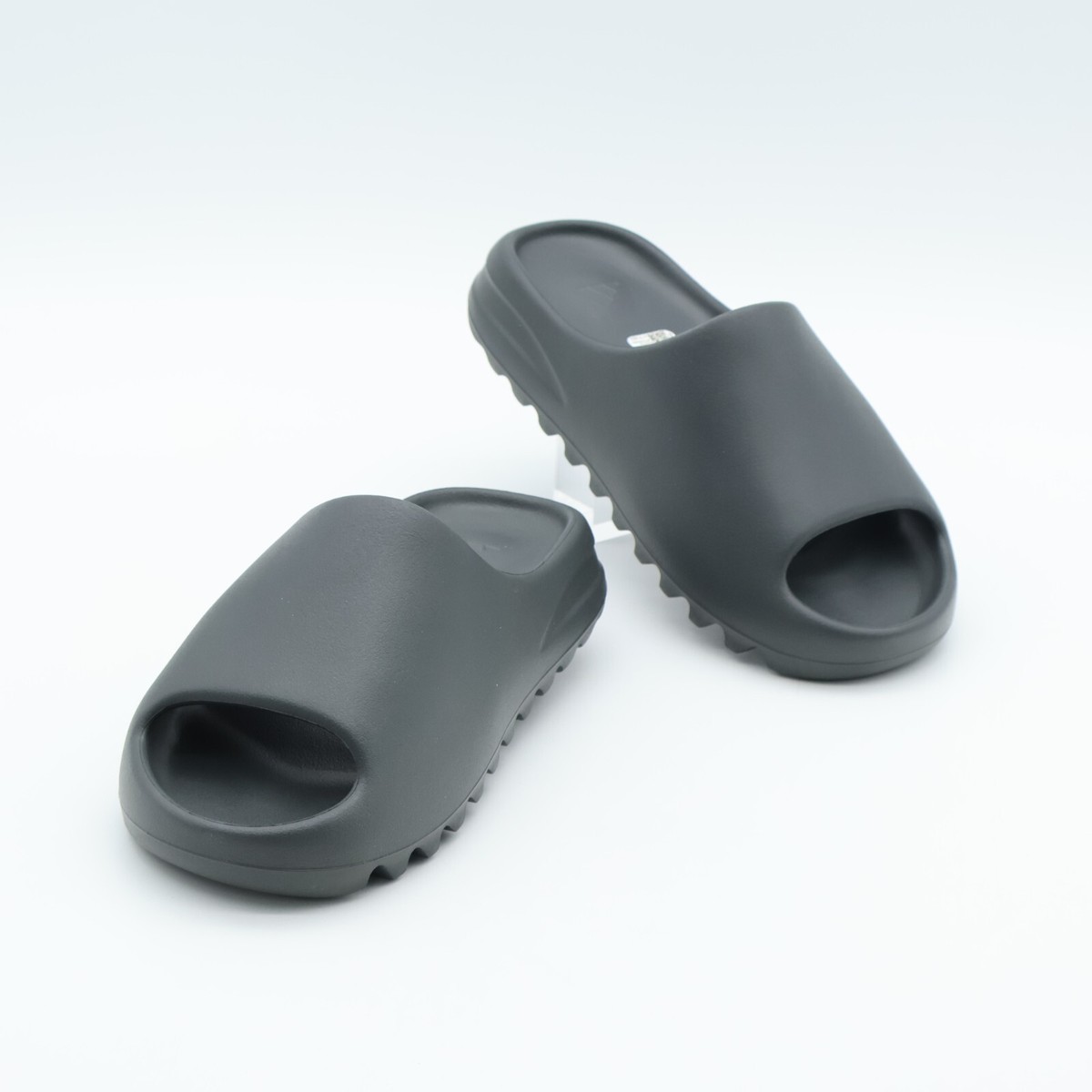 ID5103 adidas YEEZY Slide Dark Onyx (Men's) | eBay ID5103 adidas YEEZY Slide Dark Onyx (Men's) | eBay