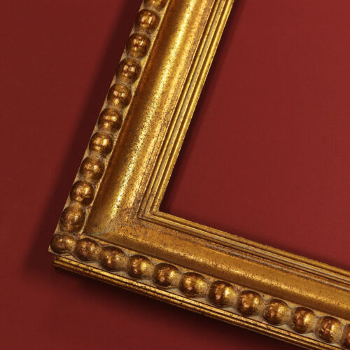Marco de fotos hecho a mano ornamental personalizado de 12" x 16", dorado, hecho en EE. UU. - Imagen 3 de 5