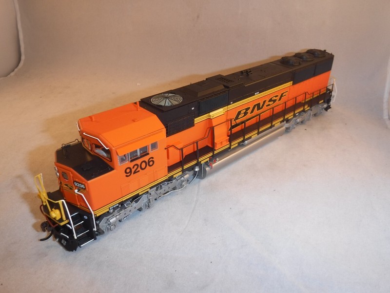 Athearn GENESIS HO BNSF EMD SD60M Tri-Clops #9206             DCC-Tsunami2 Sound