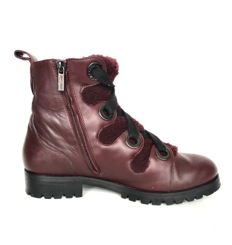 JIMMY CHOO RED LEATHER BEI FLAT ANKLE BOOTS SIZE UK 5.5 FOR WOMEN USED ONCE . - Picture 6 of 22