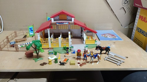 Playmobil 4190 Centre Équestre Cheval Chevaux Écuries