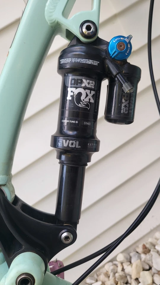 Diamondback Release 3, 29", suspensión completa, bicicleta de trail, 140 - 130 mm, grande Foto 4 de 4