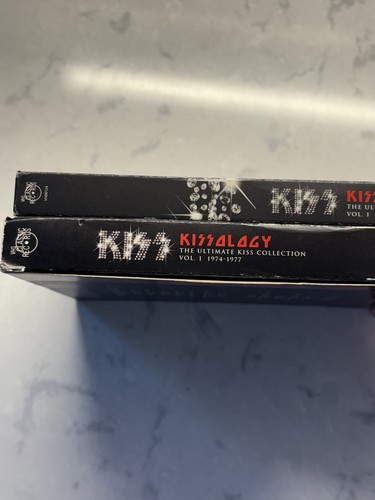 Kiss:  Kissology Ultimate Collection Vol. 1 1974-1977 2 Disc w/ Dust Cover - Picture 13 of 20