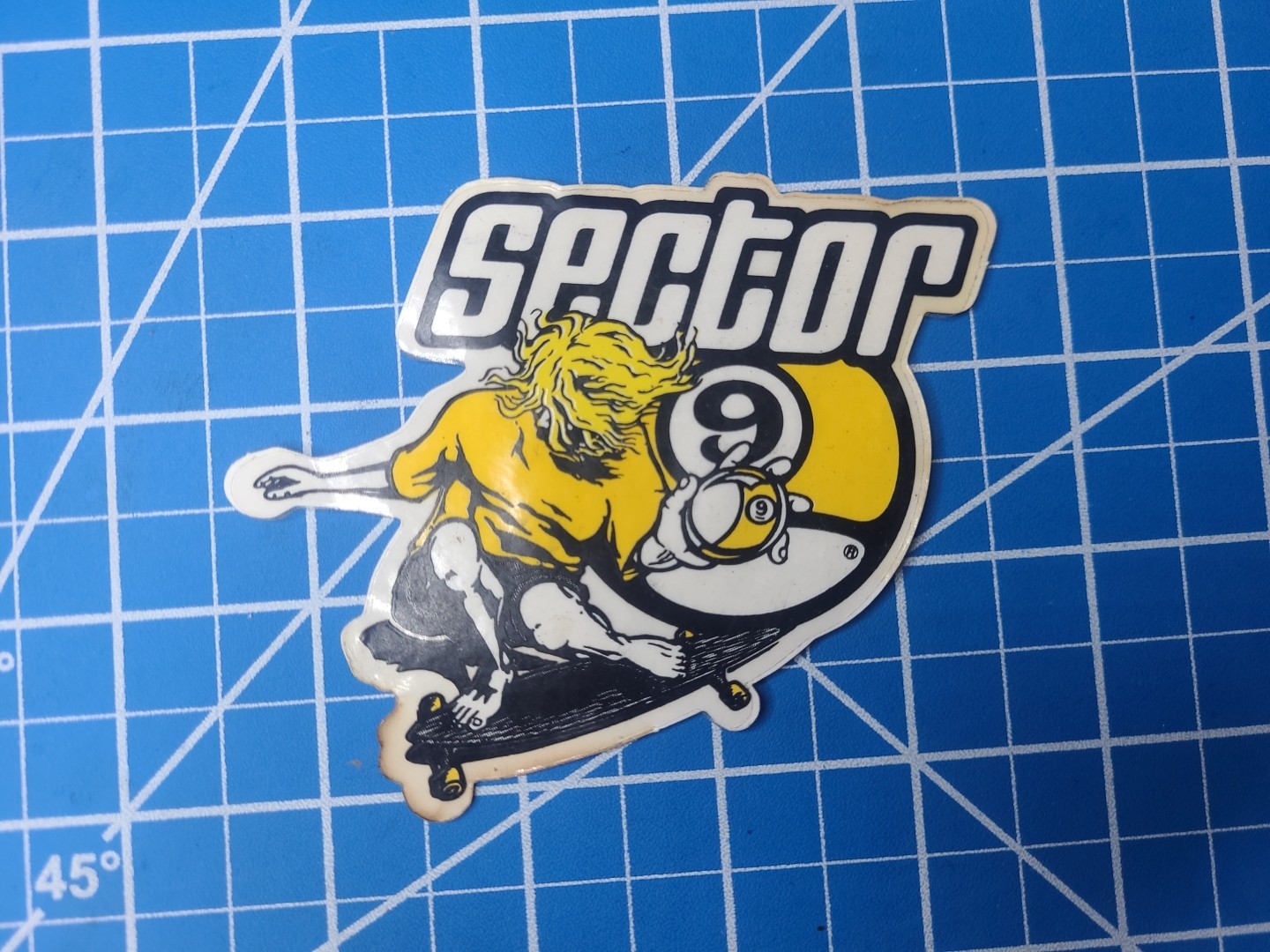 S  Sticker