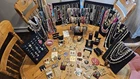 COSTUME VINTAGE JEWELRY Assortment TRIFARI MONET AVON BAKELITE More 300+ Pc LOTS