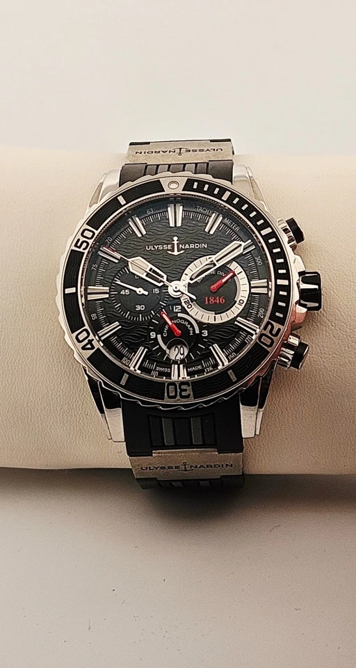 Ulysse Nardin Diver Cronógrafo 44mm Esfera Negra Reloj Hombre 7' Foto 3 de 4