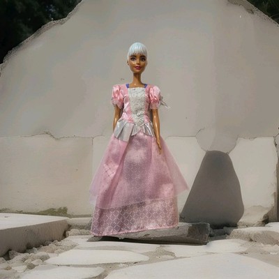  Steffi Love - Simba - Dress Barbie Color Reveal Doll Fashionista Redress C254