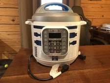 Star Wars R2D2 Special Edition Duo Instant Pot Pressure Cooker 6 Qt