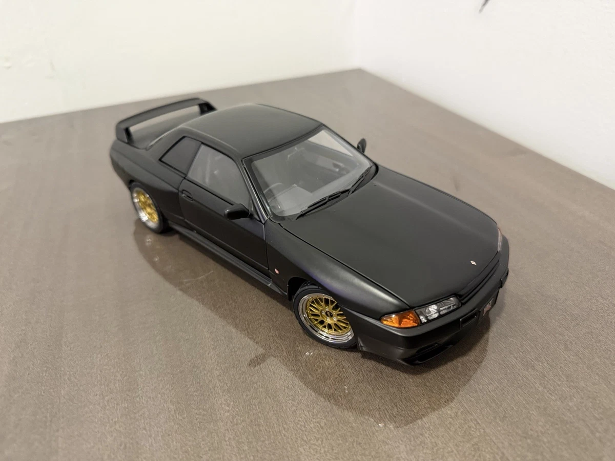 AUTOart Nissan Skyline Contemporary Manufacture Diecast Cars