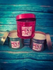 Handmade Highly Scented Candle Viktor & Rolf Flowerbomb Candle 200grams 20cl 