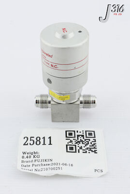 25811 FUJIKIN 1/4'' VCR MALE TO MALE VALVE, 0.34~0.49 MPA 021365