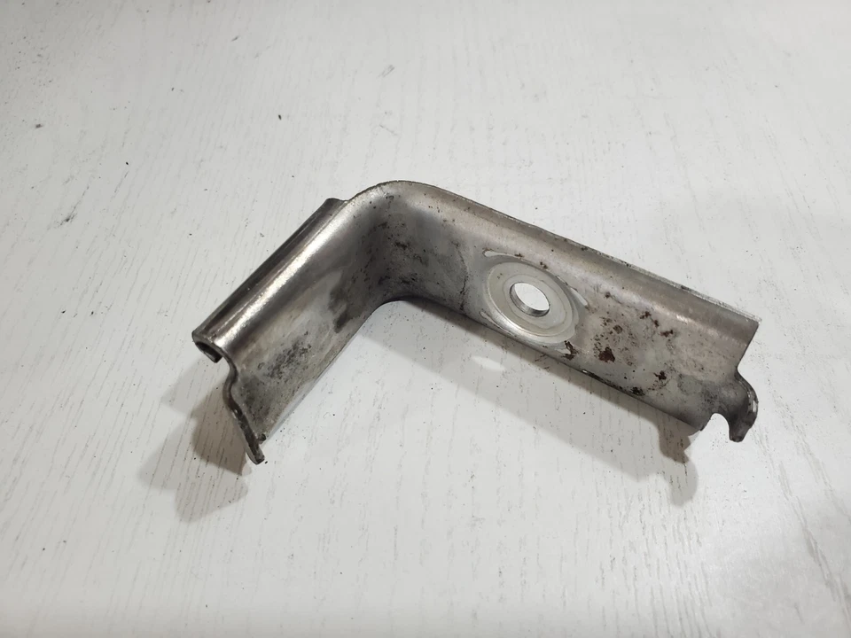 Soporte de suspensión de escape silenciador Chevrolet Corvette 2005-2013 C6 6L5 (1) Foto 4 de 4