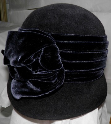 Vintage KOKIN New York BLACK WOOL BUCKET HAT w/ BLUE VELVET  display picture 2