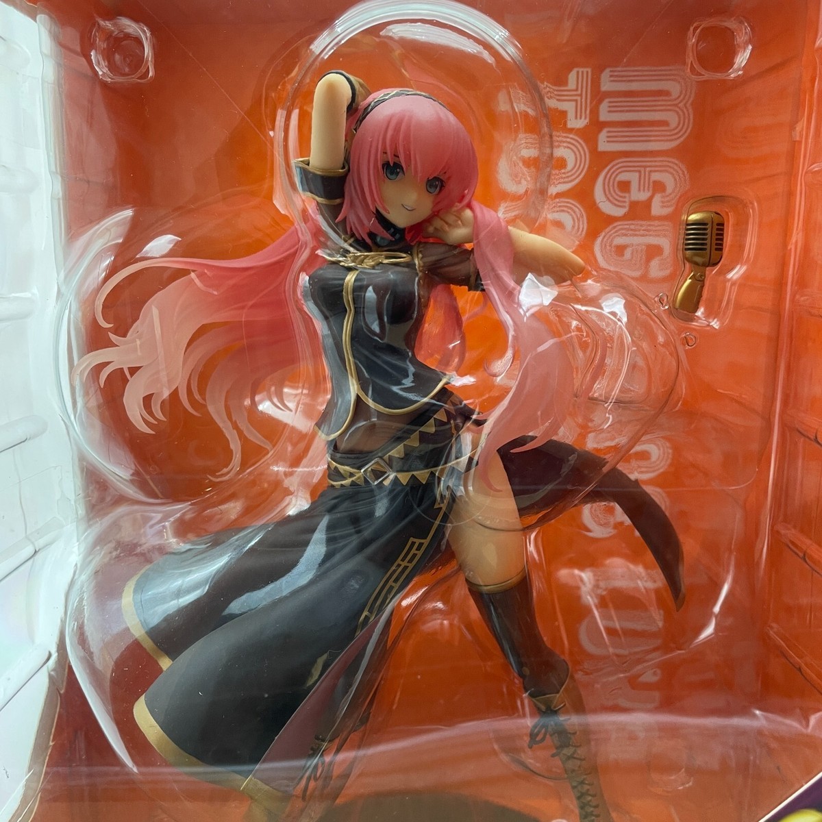 Luka Megurine PVC Painted Figure Tony ver. Character Vocal Series