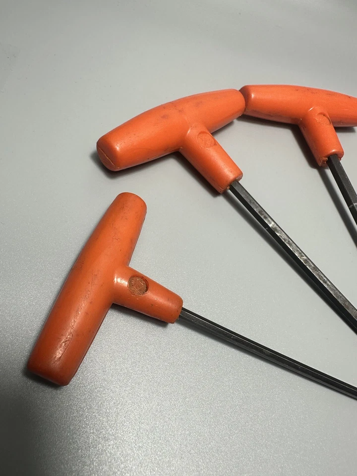 Red T-Handle Hex Allen Key Unbranded Set 5pc 9/64/1/4/7/32/5/16/3/8 - Image 3 of 4