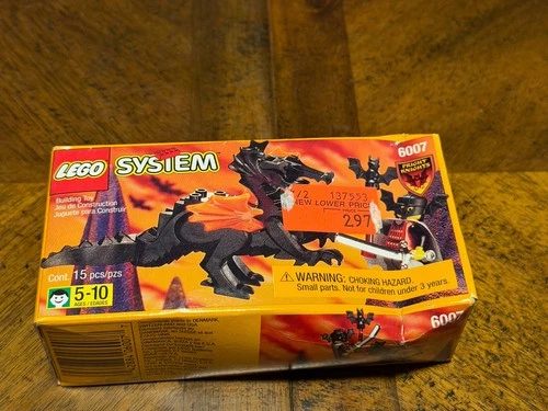 Vintage Sealed new LEGO Castle Fright Knights Bat Lord 6007 Black Dragon
