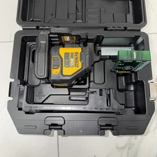 DeWalt Atomic Compact Series 20V Max Cross Line Laser (Tool Only) DCLE34021B