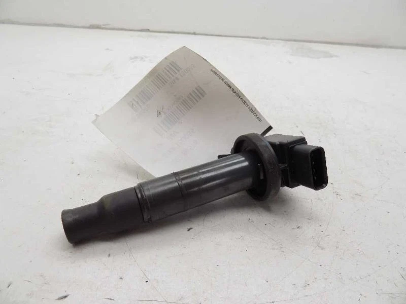 01-09 MONTAJE BOBINA ENCENDEDOR TOYOTA PRIUS 1.5L 4CYL  Foto 2 de 4