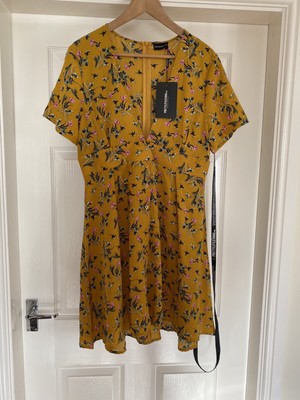 pretty little thing yellow floral dress