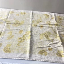 vtg royal treasure bath towel yellow flowers blend rectangle usa