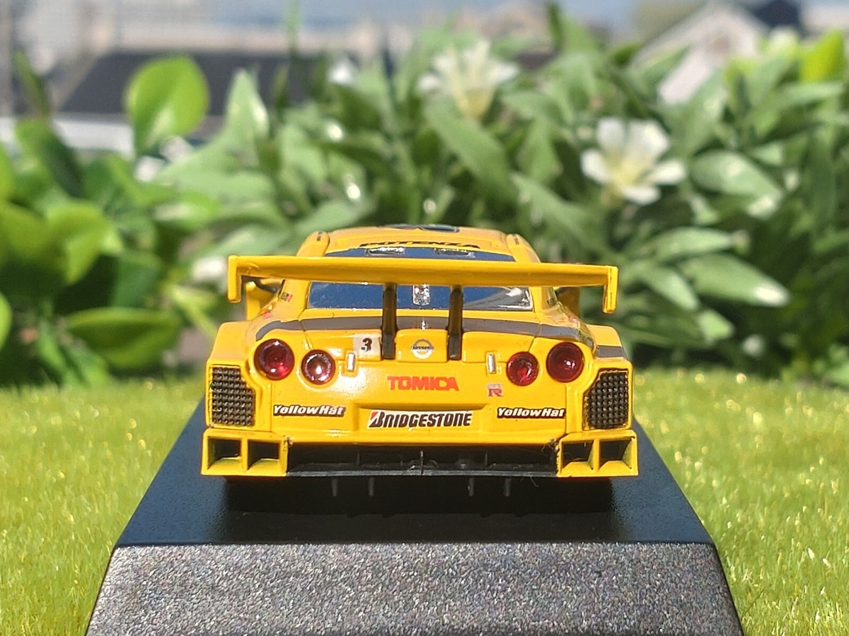 Nissan / YellowHat YMS Tomica GT-R (R35) / 1/64 Diecast car