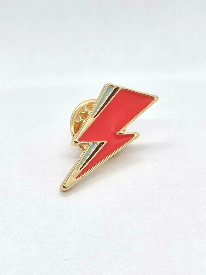 Lightning Bolt Aladdin Sane and Blackstar Badge David Bowie Pin Set - Image 4 of 4
