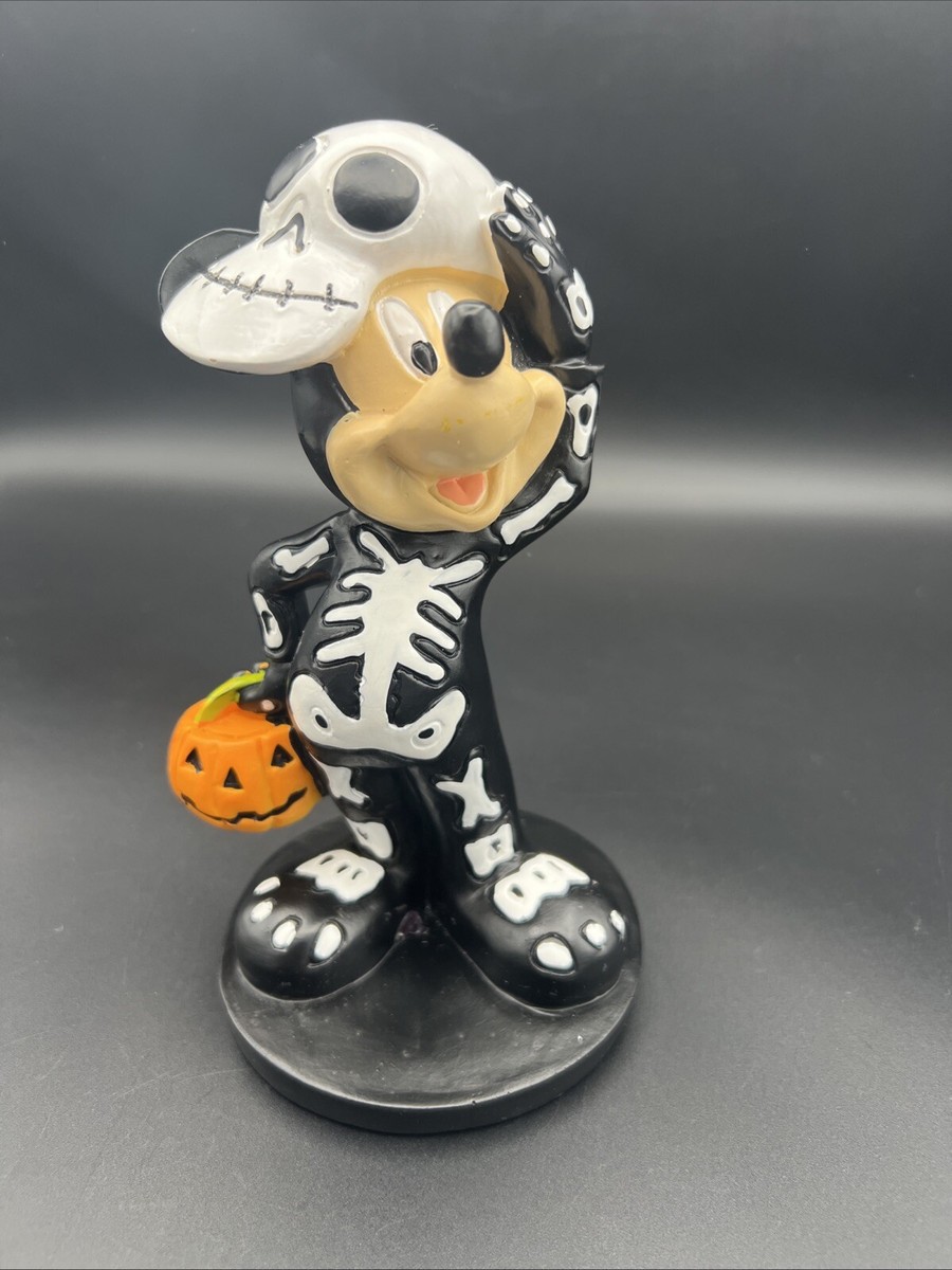 Mickey Mouseガラス製置物 Amazon.com: Disney Fantasia Mickey Mouse Illuminated Glass Mosaic