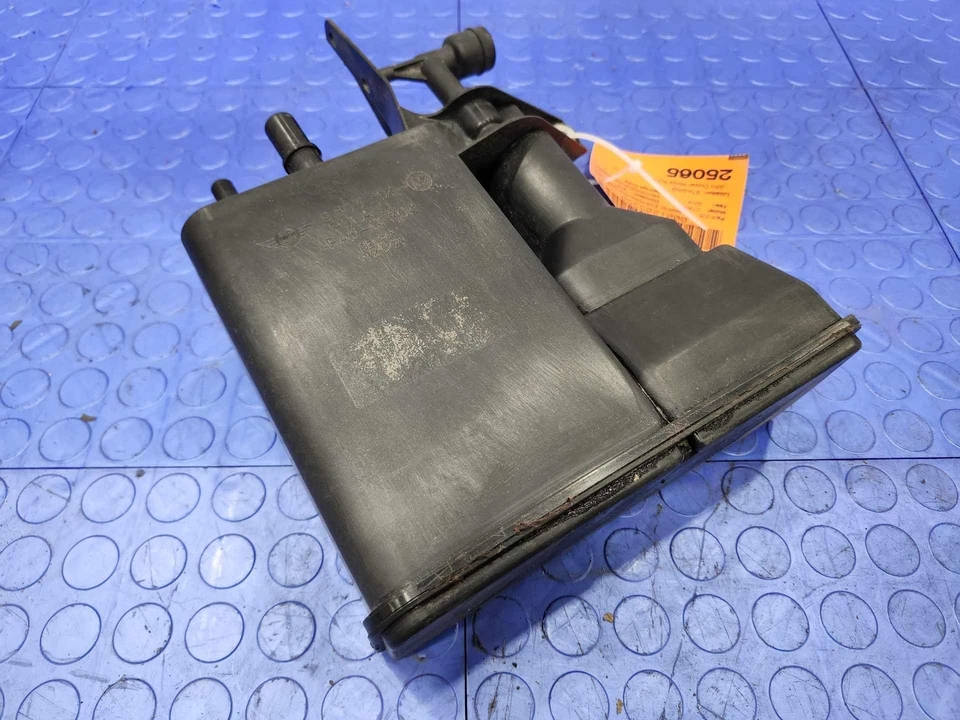 11-16 Mini Cooper Countryman R60 vasilha de vapor de combustível carregador fabricante de equipamento original 16119807105 - Imagem 3 de 4