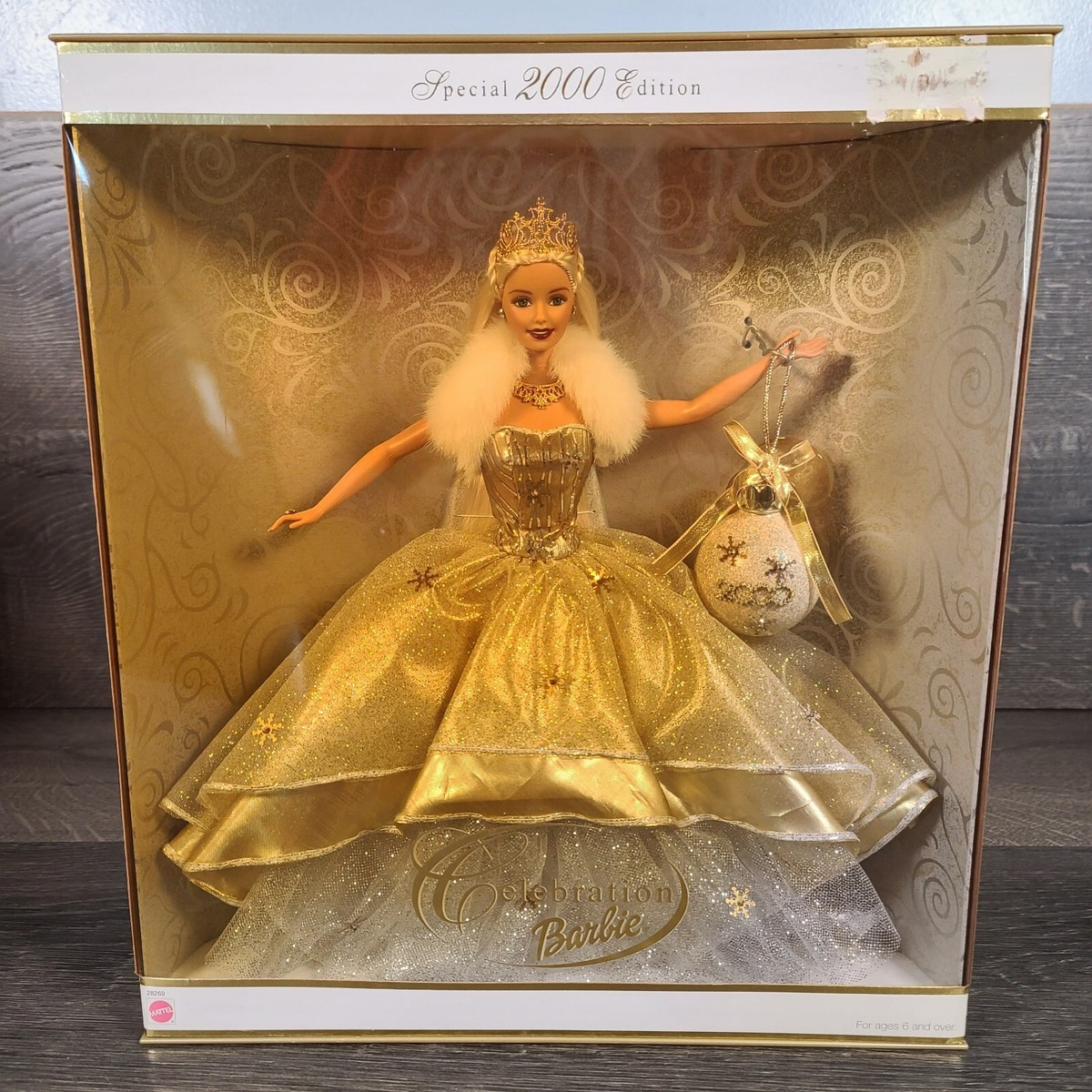 Vintage 2000 Holiday Barbie Special Edition