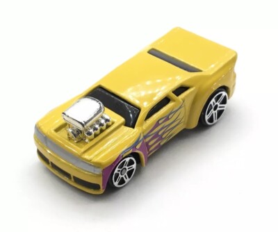 MAISTO WHIPLASH 1:64 SCALE DIECAST MINT