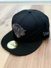 New York Knicks Hat 59FIFTY 7 1/2 Brand New With Tags By New Era