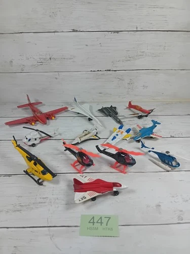 Job Lot 13 Matchbox, Corgi Dinky Vtg diecast Aircraft &Helicopters (A447)