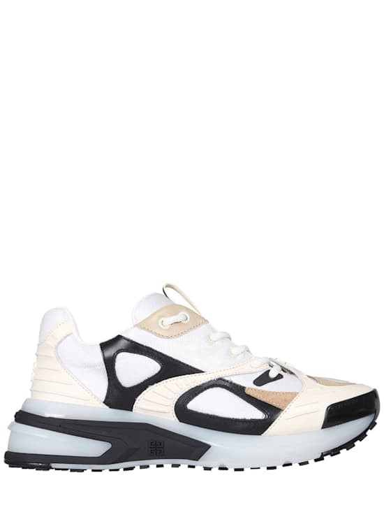 Givenchy - Women - Sport sneakers with contrasting details - White 171090₽