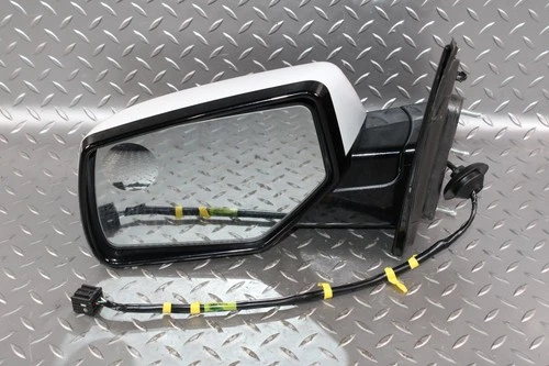 15-20 Tahoe Olympic White Driver Side Left LH Power Door Mirror Spotter Glass OE