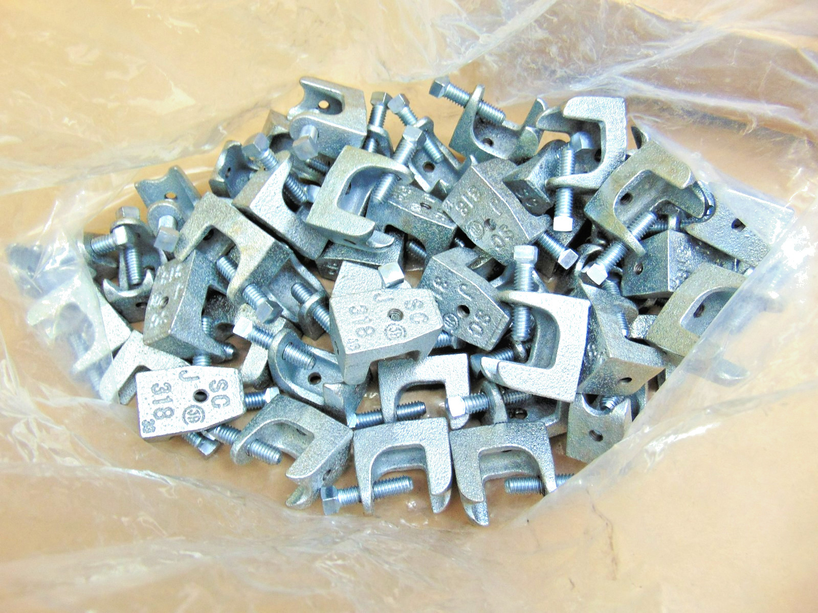 50-PACK THOMAS & BETTS STEEL CITY 500-SC UNIVERSAL BEAM CLAMPS TAPPED 1/4"-20