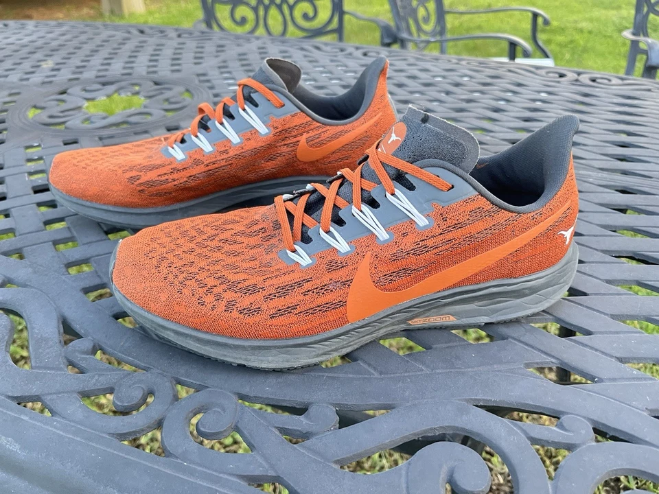 Tenis Nike Air Zoom Pegasus 36 para hombre talla 11,5 Texas Longhorns naranja con cordones Foto 3 de 4