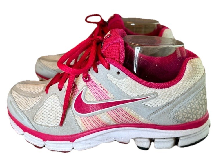 Nike Women's Air Pegasus 28 Hot Pink White Gray Running Shoe / Sz 8