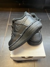 DH2926 001 SIZE2C-3Y Nike Air Force 1 LE TD Black / Black Size